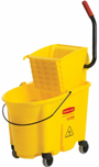 Productos-de-limpieza-cubeta-con-exprimidor-01
