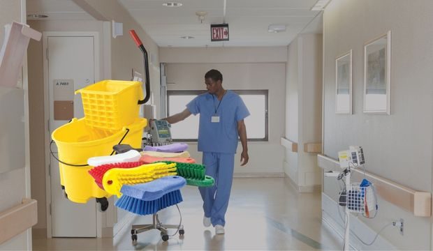 productos de limpieza con hospital 2